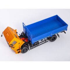 1:43 Масштабная модель KAMAZ-43253 бортовой