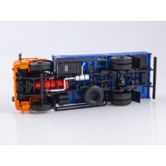 1:43 Масштабная модель KAMAZ-43253 бортовой