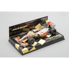 1:43 Масштабная модель Vodafone McLaren Mercedes MP4/24 Heikki Kovalainen (2009)