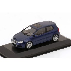 1:43 Масштабная модель Volkswagen Golf R32 - 2005 (blue met)
