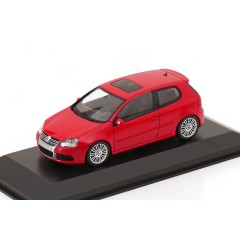 1:43 Масштабная модель Volkswagen Golf R32 - 2005 (red)