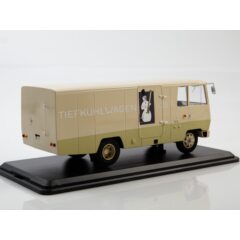 1:43 Масштабная модель Икарус-404