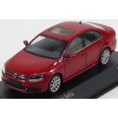 1:43 Масштабная модель Volkswagen Jetta 2010 Red