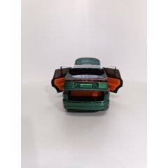 1:24 Масштабная модель Lixiang L9, зеленый