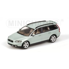 1:43 Масштабная модель VOLVO V50 BREAK – 2003 – GREEN METALLIC