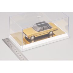 Бокс белый подиум золотое покрытие (155 х 90 х 70 мм)