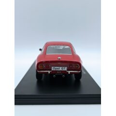 1:24 Масштабная модель OPEL GT 1900 1968 Maroon