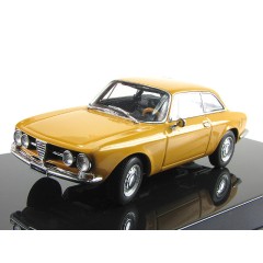 1:43 Масштабная модель Alfa Romeo 1750 GTV 1967 (Senfgelb)