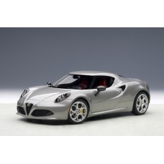 1:18 Масштабная модель Alfa Romeo 4C 2013 (metallic grey)