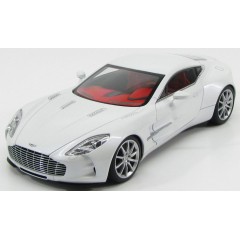 1:18 Масштабная модель Aston Martin One 77 2009 White