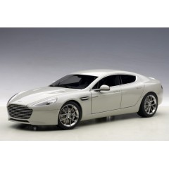1:18 Масштабная модель Aston Martin Rapide S 2015 (silver fox)
