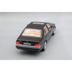 1:24 Модель Mercedes-Benz W140, чёрный, 21 см