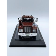 1:43 Масштабная модель седельный тягач MACK R-Series 1966 Red