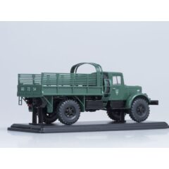 1:43 Масштабная модель Минский грузовик-502А 4х4 бортовой открытый с дугами под тент, с лебёдкой, покрышки Я-190 (т.зелёный)