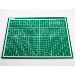 Коврик для резки стандарт зеленый А4, 3 слоя
