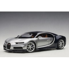 1:18 Масштабная модель Bugatti Chiron 2017 (silver / blue)