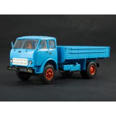 1:43 Масштабная модель МАЗ-500А бортовой