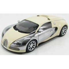 1:18 Масштабная модель Bugatti EB Veyron 16.4 L'Edition Centenaire 2009 Hermann Zu Leiningen White