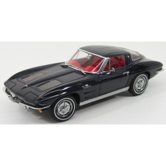 1:18 Масштабная модель Chevrolet Corvette 1963 Coupe (daytona blue)