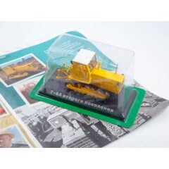 1:43 Тракторы №132 - Т-4А