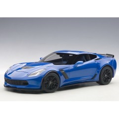 1:18 Масштабная модель Chevrolet Corvette C7 Z06 2014 (laguna blue tintcoat)