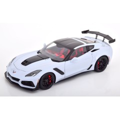 1:18 Масштабная модель Chevrolet Corvette C7 ZR1 (ceramic matrix grey metallic)
