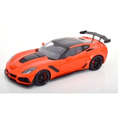 1:18 Масштабная модель Chevrolet Corvette C7 ZR1 (sebring orange tintcoat)