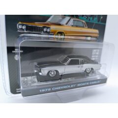 1:64 Масштабная модель CHEVROLET Monte Carlo 1972 Silver/Black