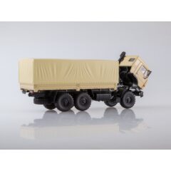 1:43 Масштабная модель КАМАЗ-43118 6x6 бортовой с тентом