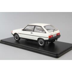 1:24 Легендарные Советские Автомобили №35 - ЗАЗ-1102 "Таврия"