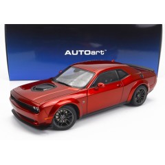 1:18 Масштабная модель Dodge Challenger R/T Scat Pack Shaker Widebody - 2022 (sinamon stick)
