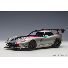 1:18 Масштабная модель Dodge Viper ACR 2017 (billet silver metallic/black stripes)