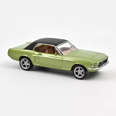 1:43 Масштабная модель FORD Mustang Coupe 1968 Green Metallic