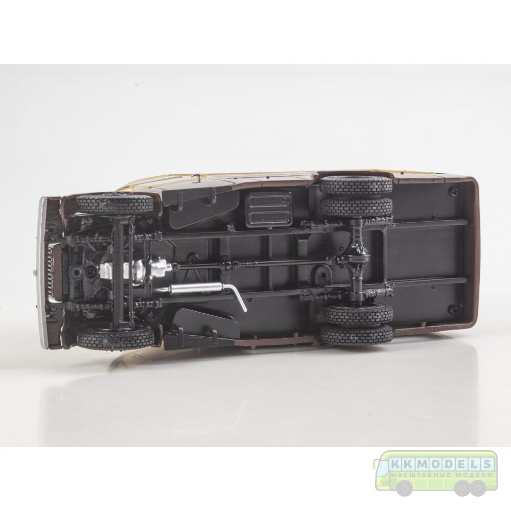 1:43 Масштабная модель АКЗ-51 "Мебельный фургон"