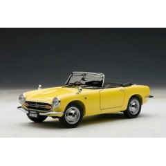 1:18 Масштабная модель Honda S800 Roadster 1966 (Yellow)