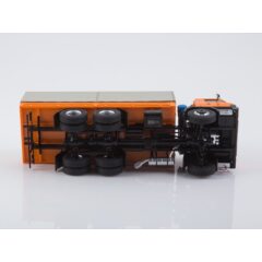 1:43 Масштабная модель Tatra-815 V26 бортовой с тентом