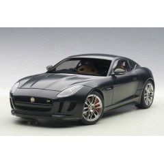 1:18 Масштабная модель Jaguar F-Type R Coupe 2015 (matt black)