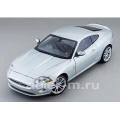1:18 Масштабная модель Jaguar XK 2006 Coupe (Liquid Silver)