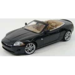 1:18 Масштабная модель Jaguar XK Cabriolet 2006 Indigo Blue