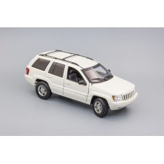 1:18 Масштабная модель Jeep Grand Cherokee 1999 (white)