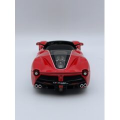 1:24 Масштабная модель FERRARI LaFerrari Aperta, красный