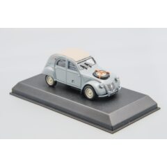 1:43 Масштабная модель CITROEN 2CV 4X4 Sahara 1961 Grey