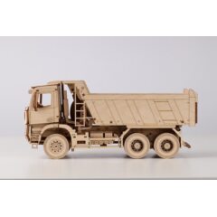 1:43 Сборная модель КАМАЗ-65952 самосвал