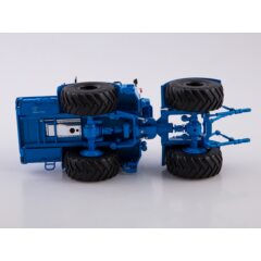 1:43 Масштабная модель Трактор К-701