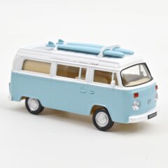 1:43 Масштабная модель VW T2 Combi Camper Van с досками для серфинга 1973 Pastel Blue