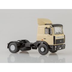 1:43 Масштабная модель МАЗ-5432 седельный тягач, бежевый