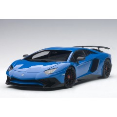 1:18 Масштабная модель Lamborghini Aventador LP750-4 SV 2015 (blue)