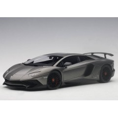 1:18 Масштабная модель Lamborghini Aventador LP750-4 SV 2015 (matt grey)