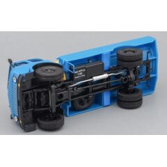 1:43 Масштабная модель МАЗ АЦПТ-5,6 Молоко, голубой / желтый