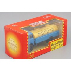 1:43 Масштабная модель МАЗ АЦПТ-5,6 Молоко, голубой / желтый